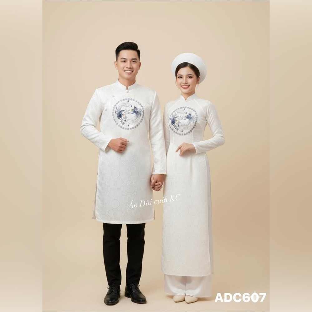 Elegant White Traditional Couple Aodai